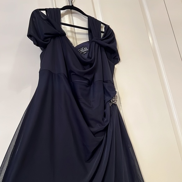 Navy Alex Evenings Formal Dress with Side Slit and Jeweled Embellishment - Picture 4 of 5